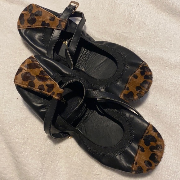 Yosi Samra 8 black leopard ballet flat. No box